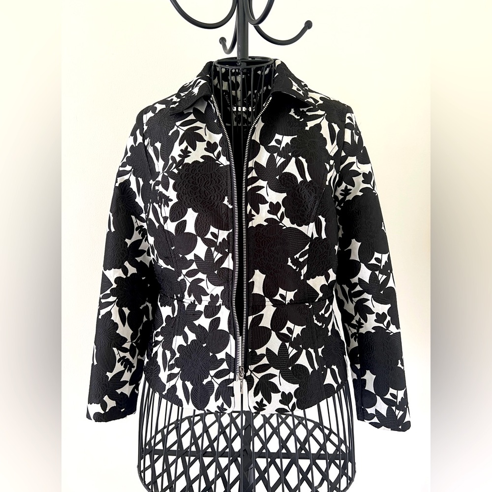 WHBM Blazer white- black flowers Elegant/chic.Get some compliments all the time